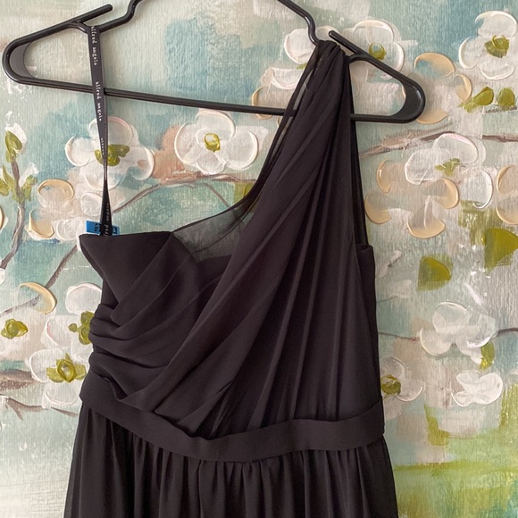 Alfred Angelo Black One Shouldered Gown Size S - Picture 3 of 5